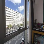 فندق Box