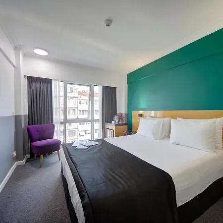 Hotel Box