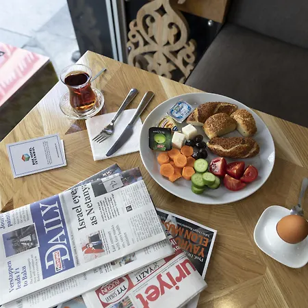 Hotel Box